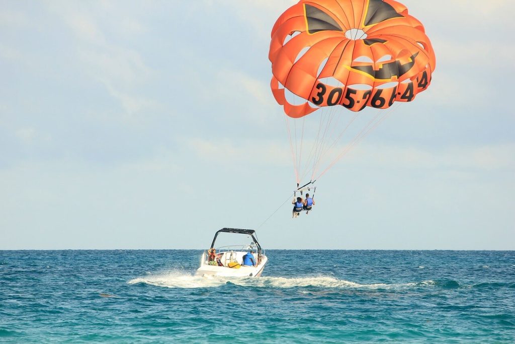 parasailing in Siesta key