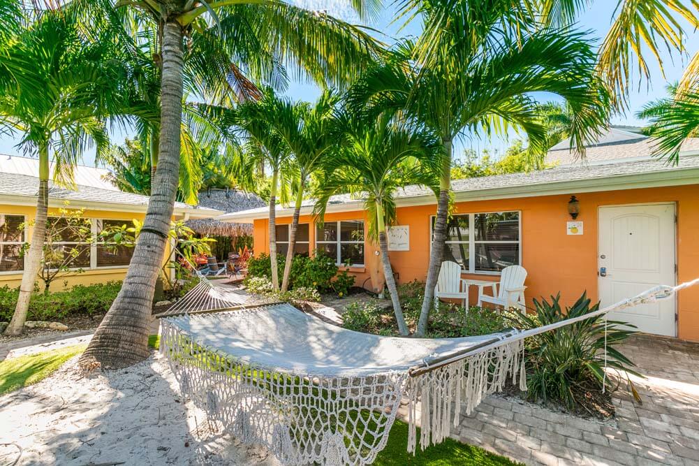 Siesta Key Beachside Villas